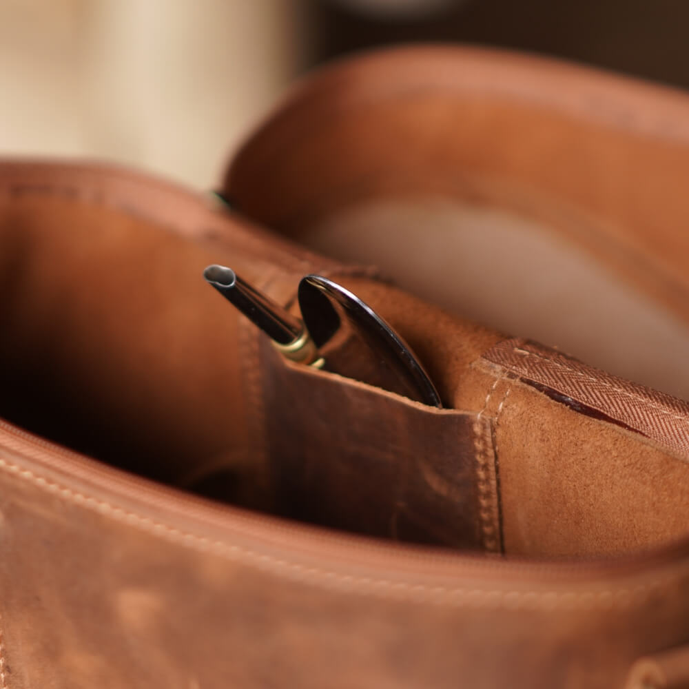 Bolso mate interior de cuero