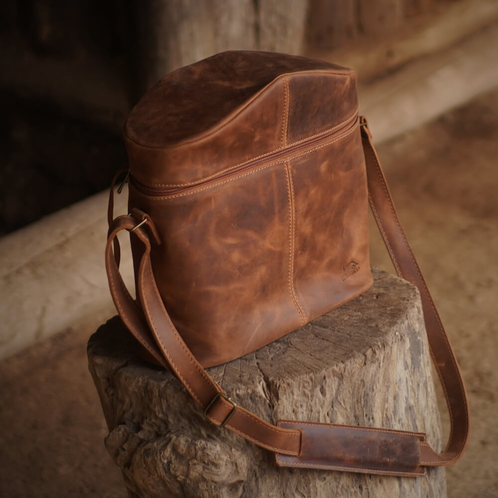 Bolso para llevar mate de cuero