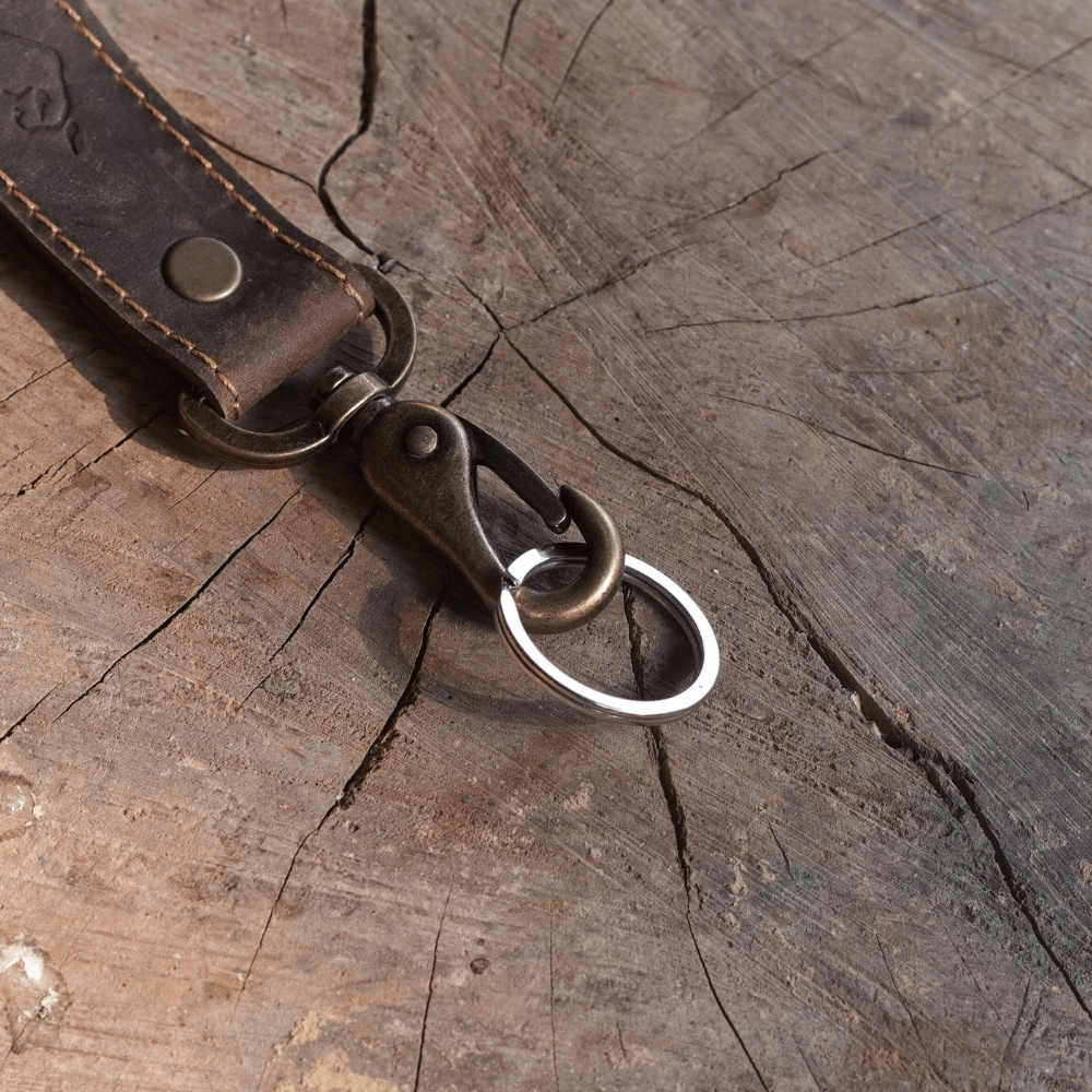 Llavero cuero que se cuelga en cinturón