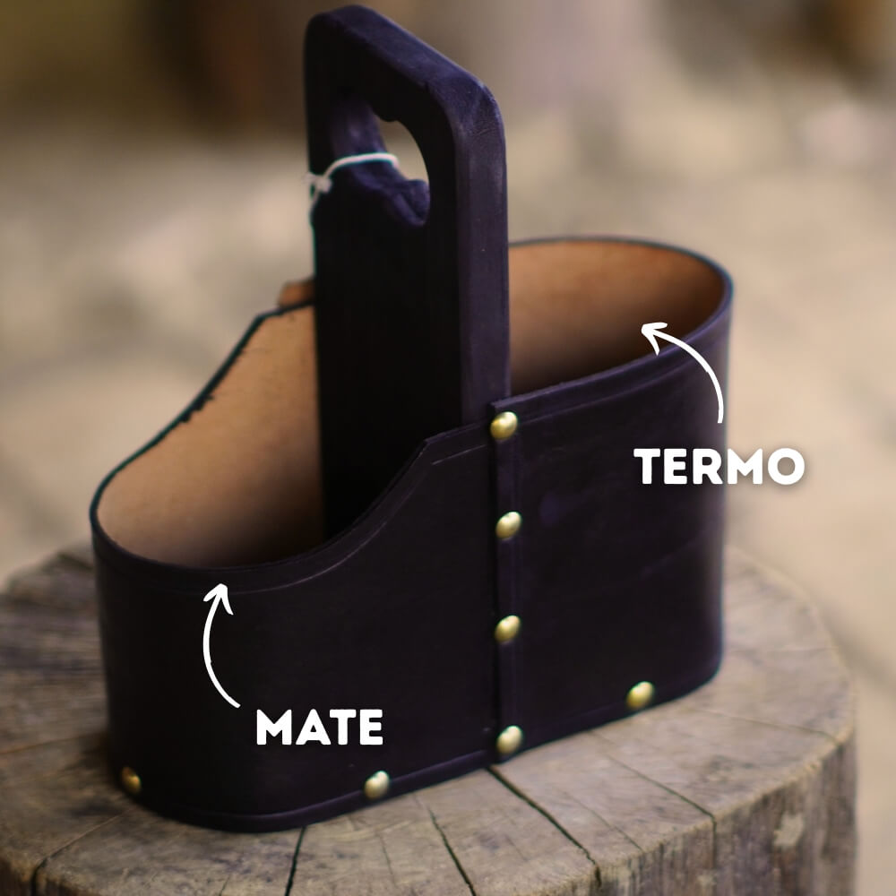 Porta mate con espacios para mate y termo