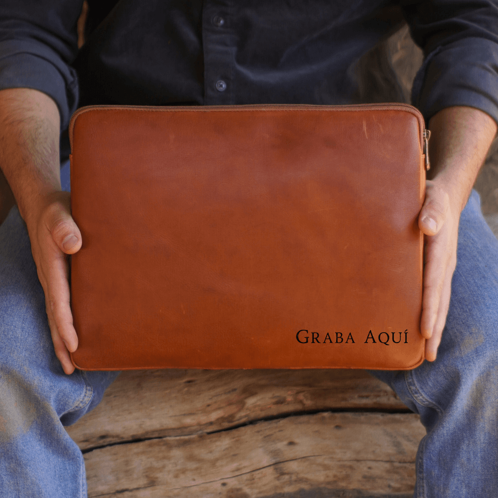 Porta notebook cuero personalizable tostado