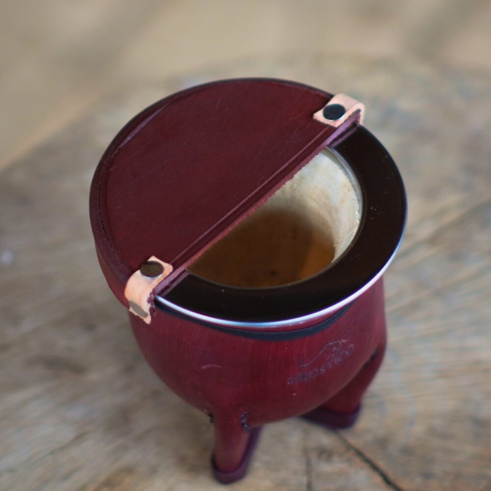 Tapa para mate tinto